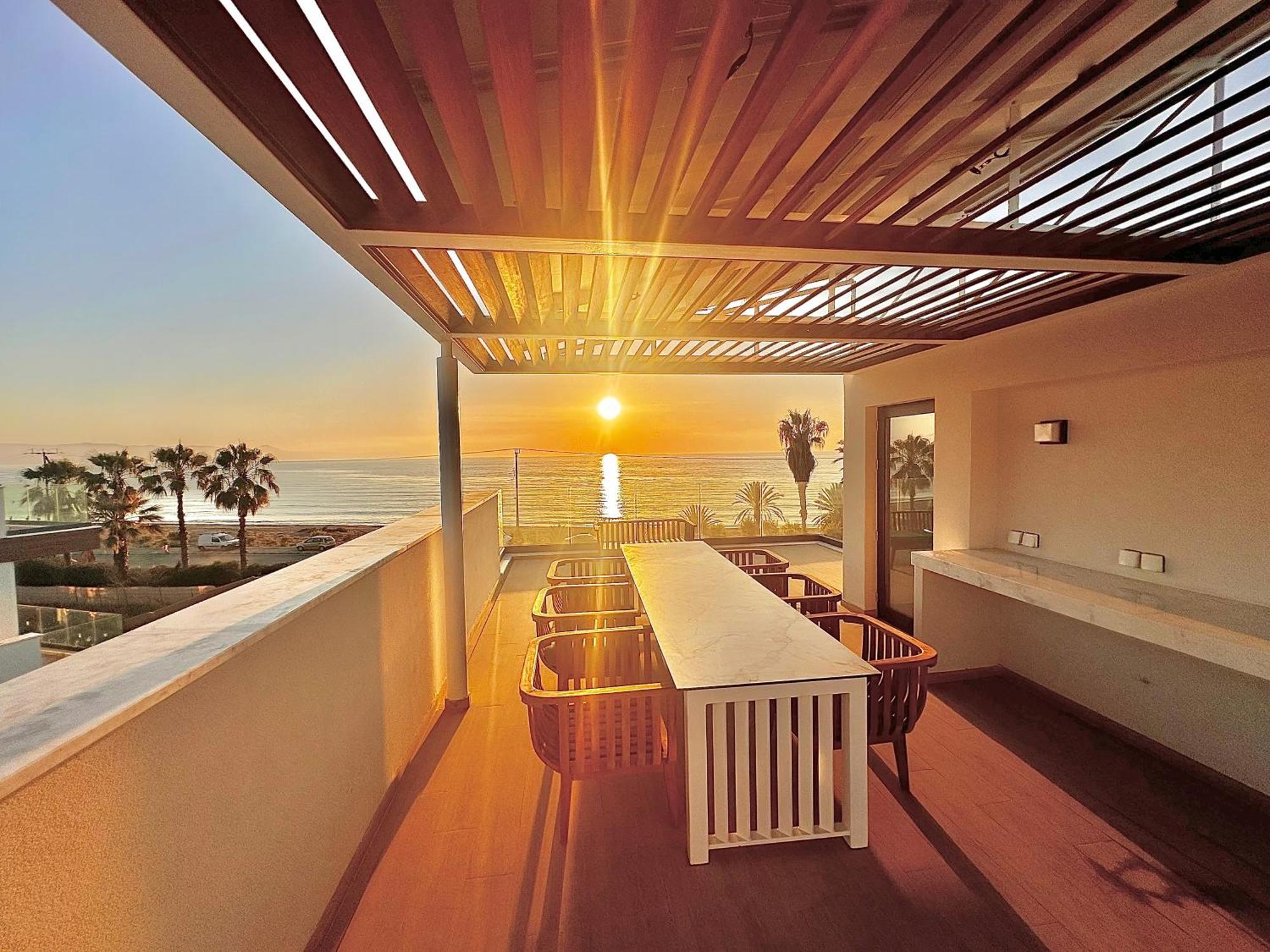 Santa Barbara Seafront Villas W Jacuzzi Pool Paphos Eksteriør bilde